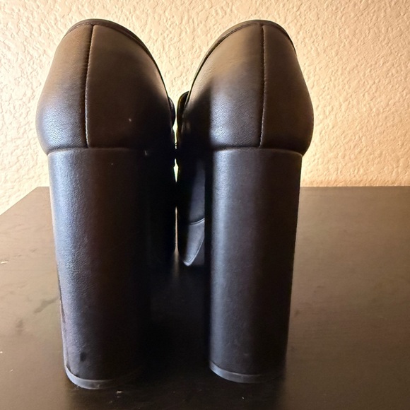 Madden Girl Dean Black Platform Loafers - Picture 4 of 9